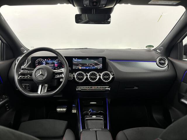 Mercedes-Benz GLA-KLASSE 200 AMG Line | Panoramadak | Burmester Audio | 19"Velgen |