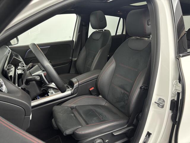 Mercedes-Benz GLA-KLASSE 200 AMG Line | Panoramadak | Burmester Audio | 19"Velgen |