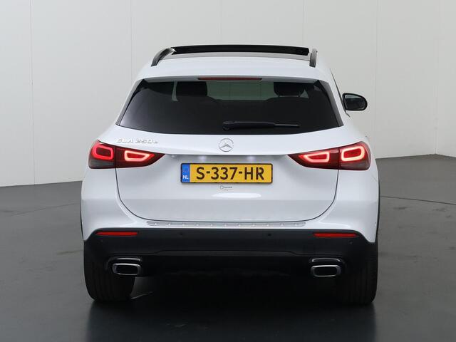 Mercedes-Benz GLA-KLASSE 250 e Business Solution Luxury Limited | Night | Trekhaak | Headup | Memory | Panoramadak | Widescreen |