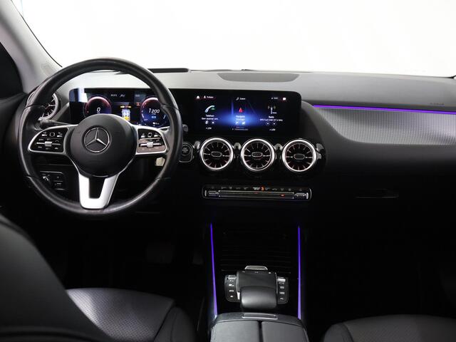 Mercedes-Benz GLA-KLASSE 250 e Business Solution Luxury Limited | Night | Trekhaak | Headup | Memory | Panoramadak | Widescreen |