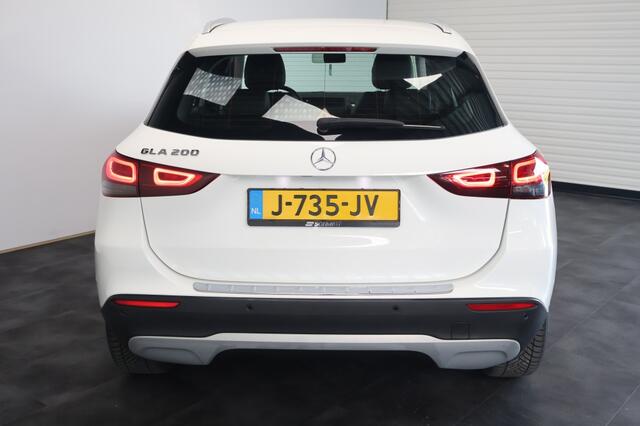 Mercedes-Benz GLA-KLASSE 200 Business Solution Automaat | Carplay | Navigatie | Camera