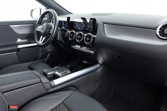 Mercedes-Benz GLA-KLASSE 250 e Business Line | NAVI | CAMERA | ECC | Half LEDER | PHEV .