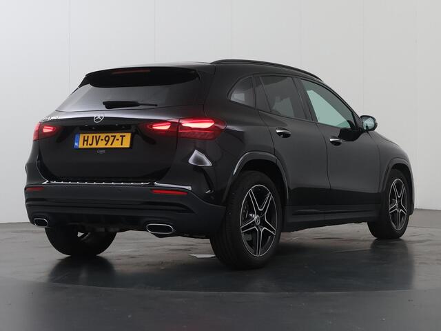 Mercedes-Benz GLA-KLASSE 180 AMG Line | AMG | Stoelverwarming | Achteruitverwarming | Sfeerverlichting |