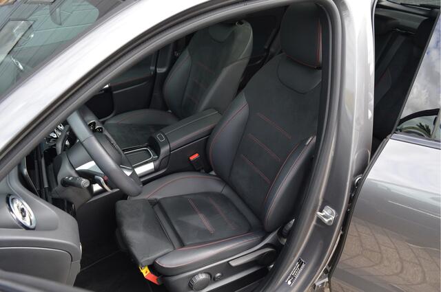 Mercedes-Benz GLA-KLASSE 180 AMG Line | PANO | ACC | CAM | KEYLESS |