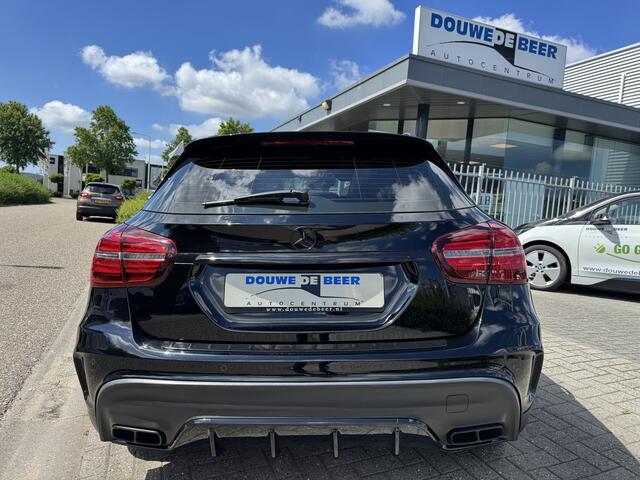 Mercedes-Benz GLA-KLASSE AMG 45 4MATIC Premium