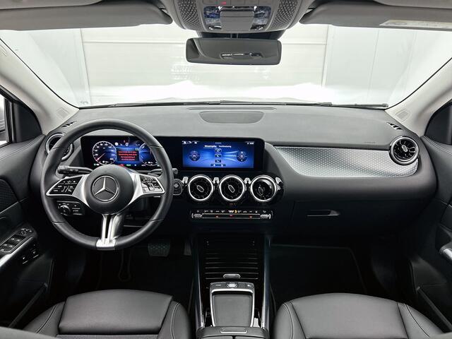 Mercedes-Benz GLA-KLASSE 250 e Business Line | Stoelverwarming | Elektrische Achterklep | LED Koplampen Inclusief 24 maanden Mercedes-Benz Certified garantie voor Europa.