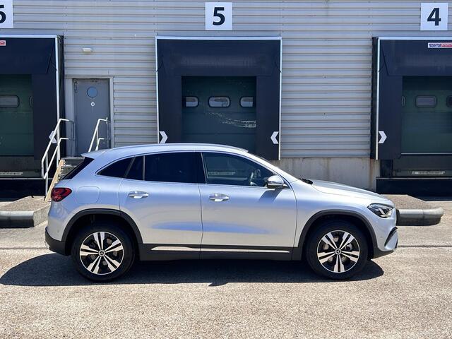 Mercedes-Benz GLA-KLASSE 250 e Luxury Line | Memory | Apple Carplay | Winter pakket