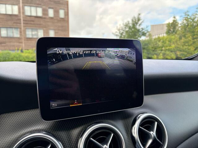 Mercedes-Benz GLA-KLASSE 180 Business Solution | Automaat | Trekhaak | Elek. Kofferklep | Camera |