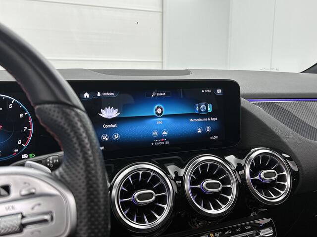 Mercedes-Benz GLA-KLASSE 200 AMG line | Panorama schuifdak | Night pakket | Memory Seats | Sfeerverlichting | MultiBeam Led | Elektr.Achterklep | Inclusief 24 maanden MB Certified garantie voor Europa.