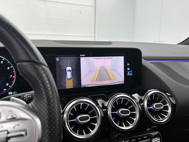 Mercedes-Benz GLA-KLASSE 200 AMG line | Panorama schuifdak | Night pakket | Memory Seats | Sfeerverlichting | MultiBeam Led | Elektr.Achterklep | Inclusief 24 maanden MB Certified garantie voor Europa.
