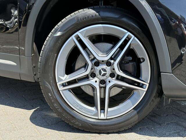 Mercedes-Benz GLA-KLASSE 200 Business Solution Luxury | Trekhaak | Ambient Light | LED | 18 inch