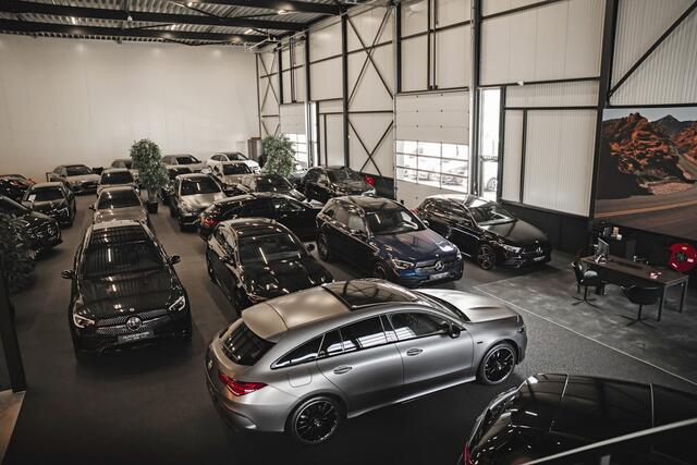 Mercedes-Benz GLA-KLASSE 250 e AMG ? TREKHAAK ? PANO ? MEMORY ? BURMESTER ? DISTRONIC ? CARPLAY / ANDROID AUTO