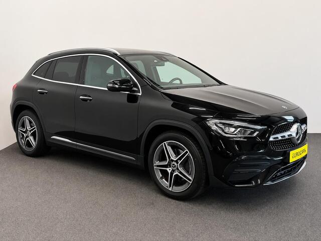 Mercedes-Benz GLA-KLASSE 200 AMG Line Business Solution Automaat Panoramadak Camera Stoelverwarming Ambient Lighting