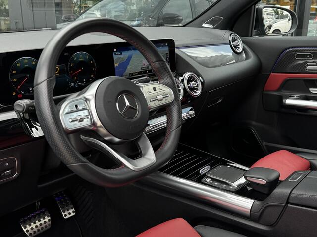Mercedes-Benz GLA-KLASSE 250 4MATIC AMG Line Pano | Burmester | Sfeerverlichting |