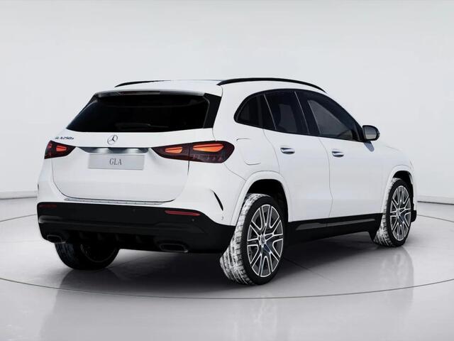 Mercedes-Benz GLA-KLASSE 250 e 140 Years Edition
