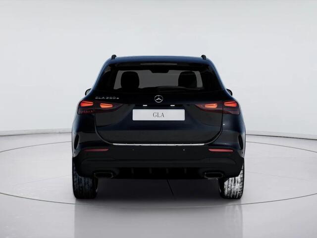 Mercedes-Benz GLA-KLASSE 250 e 140 Years Edition