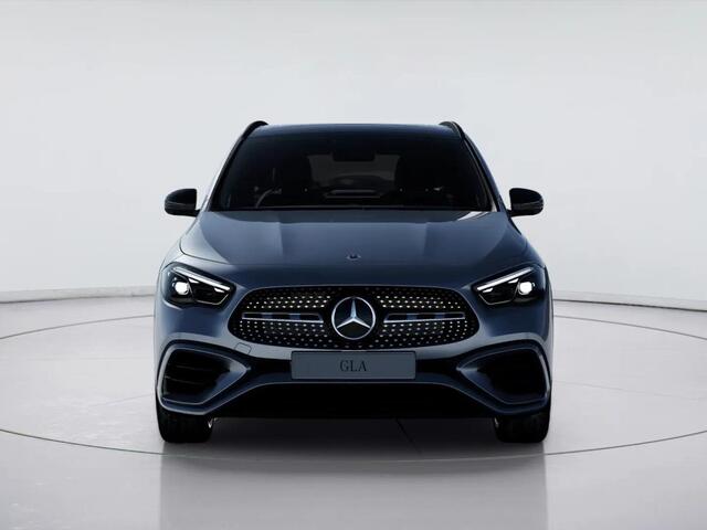 Mercedes-Benz GLA-KLASSE 250 e 140 Years Edition