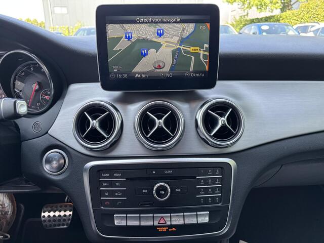 Mercedes-Benz GLA-KLASSE 180 AMG Line | Navigatie | Camera |
