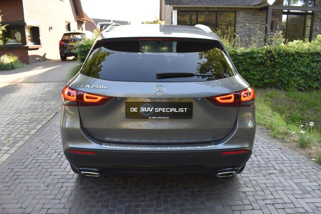 Mercedes-Benz GLA-KLASSE 250 e AMG Line 262 PK, ACC, Half Leer, ACC NIEUWST.