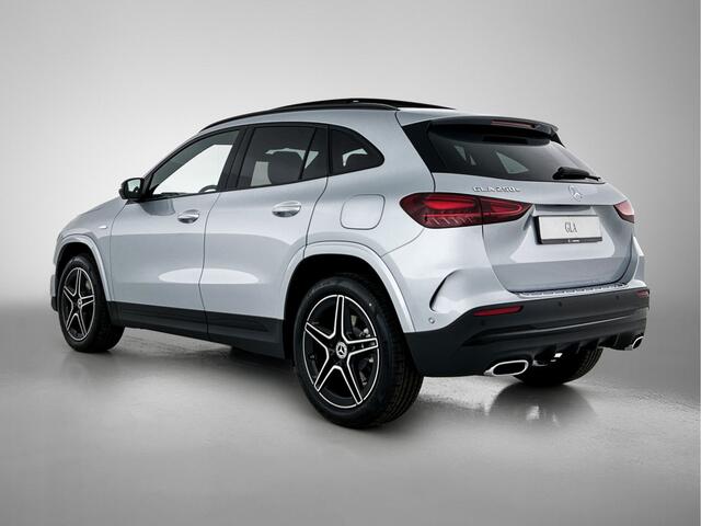 Mercedes-Benz GLA-KLASSE 250 e Business Solution AMG | Nightpakket | Premium Plus pakket | Parkeerpakket met 360°-camera | Head-up display |