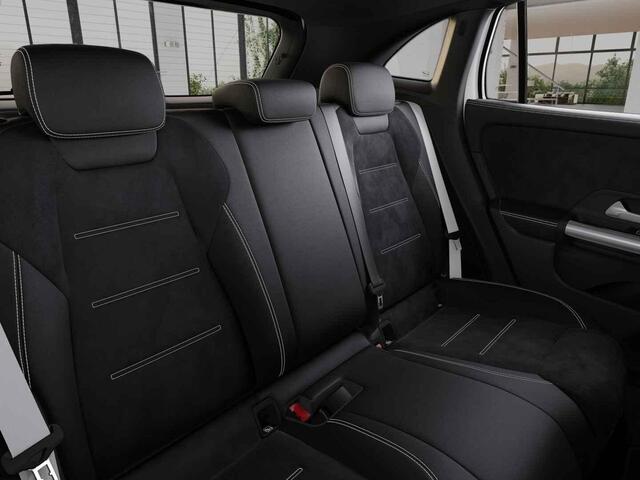 Mercedes-Benz GLA-KLASSE 250 e 140 Years Edition