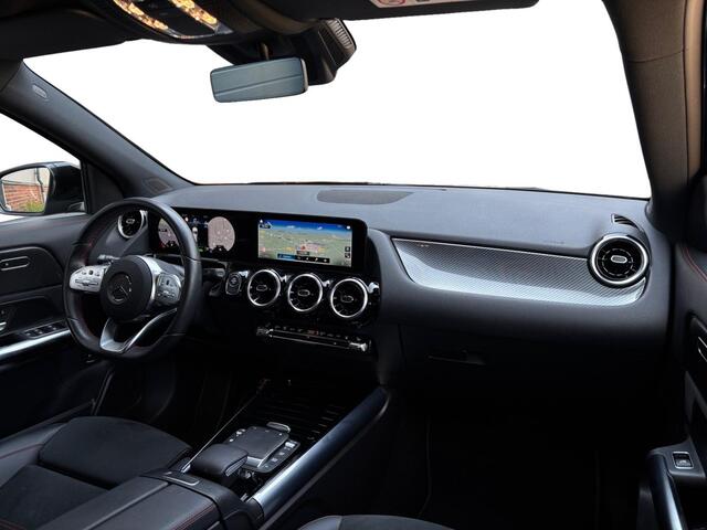 Mercedes-Benz GLA-KLASSE 250e AMG ? LED ? Camera ? CarPlay