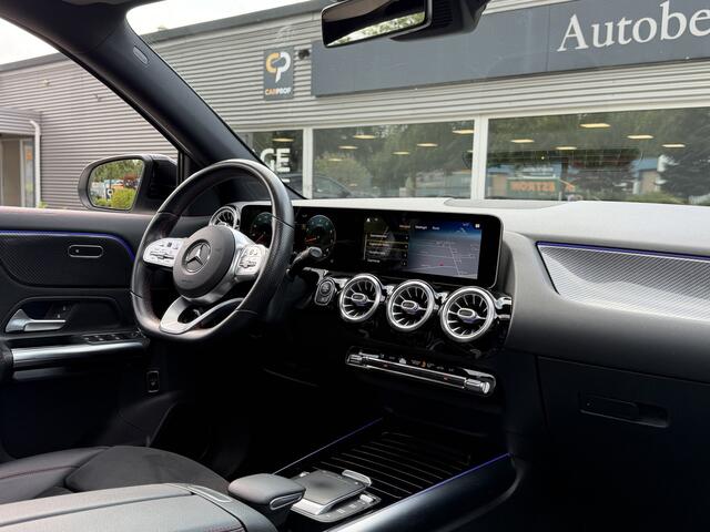 Mercedes-Benz GLA-KLASSE 200 AMG-Line | Panodak | Trekhaak | CarPlay |