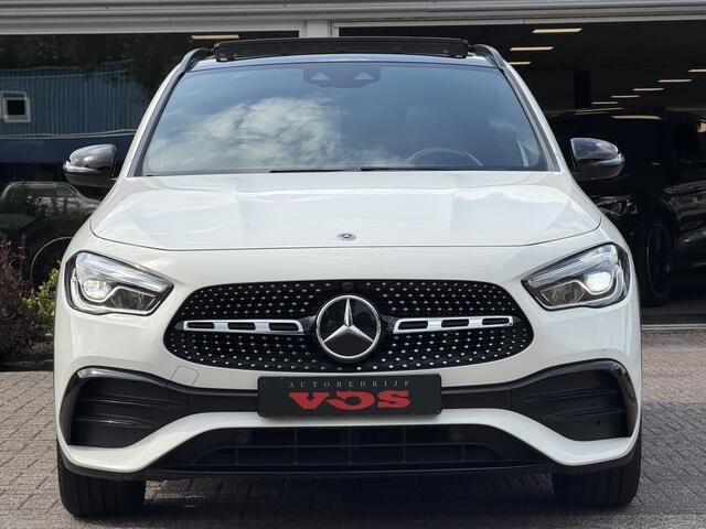 Mercedes-Benz GLA-KLASSE 200 AMG-Line | Panodak | Trekhaak | CarPlay |