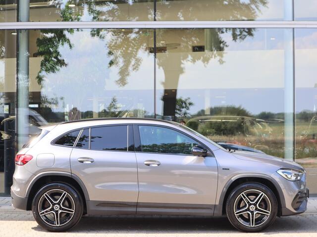 Mercedes-Benz GLA-KLASSE 250 e AMG Line