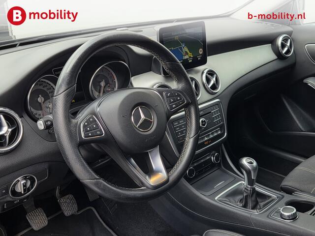 Mercedes-Benz GLA-KLASSE 180 Premium Apple CarPlay Stoelverwarming | Sportstoelen | Urban Pack | PDC V+A