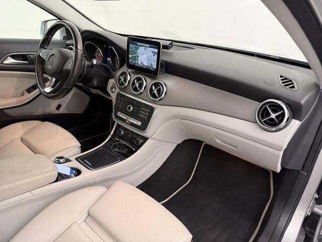 Mercedes-Benz GLA-KLASSE 180 Premium Plus Comfort onderstel