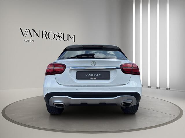 Mercedes-Benz GLA-KLASSE 180 Premium | Pano | Leder sportstoelen | Camera | 18" | Cruise |