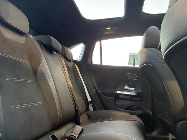 Mercedes-Benz GLA-KLASSE 250 e AMG Line | Panoramadak | BURMESTER |