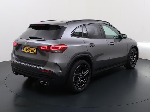 Mercedes-Benz GLA-KLASSE 180 AMG line | Night Sfeer Camera