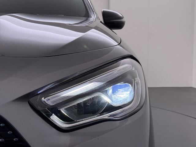 Mercedes-Benz GLA-KLASSE 180 AMG line | Night Sfeer Camera