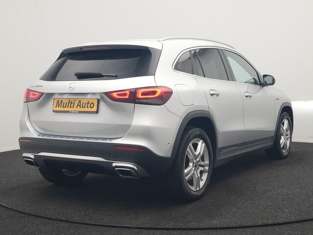 Mercedes-Benz GLA-KLASSE 250 e Progressive PHEV 218pk Dealer O.H | Adaptive Cruise | Camera | Lederen Sporstoelen Verwarmd | BLIS | Apple Carplay | Pilot Assist | Widescreen Navi | Virtual | DAB | 18"L.M | Plug In Hybrid |