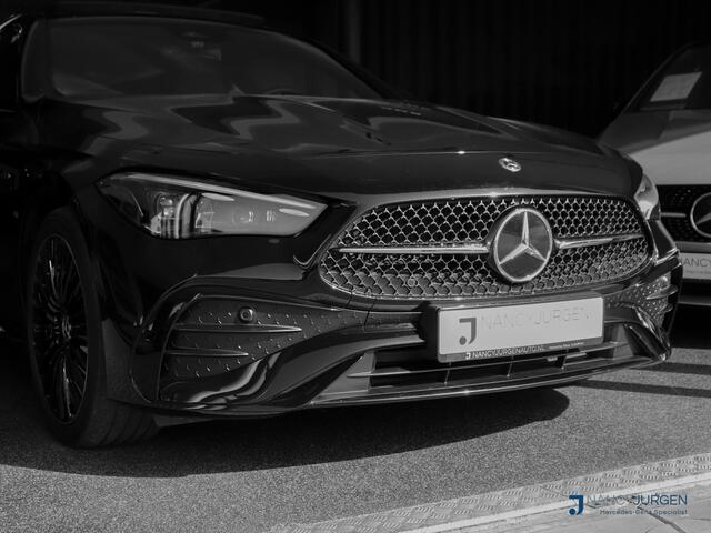Mercedes-Benz GLA-KLASSE 250 e AMG | 8G Aut | Night Pakket | Apple Car Play/Android Auto | Ambiente | Camera met Park Assist | Spoor Assist | MBUX Plus | Spiegel Pakket | Elektr. Trekhaak |