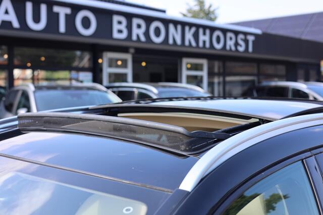 Mercedes-Benz GLA-KLASSE 180 PREMIUM I LEDER I PANO I AUT I TREKHAAK