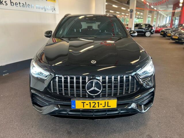 Mercedes-Benz GLA-KLASSE 250 e AMG Line Plug-in Hybride | 20''ICH | Lederen/Alcantara bekleding | Alarm klasse 3 | Achteruitrijcamera | Sfeerverlichting | Apple carplay | Navigatie | Stoelverwarming | Cruise control | Climate control | Adaptief onderstel
