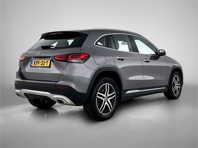 Mercedes-Benz GLA-KLASSE 250 e Progressive Plug-In Hybride | Sfeerverlichting | Keyless Go | Stoelverwarming | Parkeerpakket met Camera | DAB | Inclusief 24 maanden Mercedes-Benz Certified garantie voor Europa.
