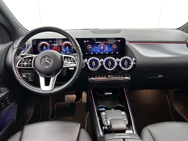 Mercedes-Benz GLA-KLASSE 250 e Progressive Plug-In Hybride | Sfeerverlichting | Keyless Go | Stoelverwarming | Parkeerpakket met Camera | DAB | Inclusief 24 maanden Mercedes-Benz Certified garantie voor Europa.