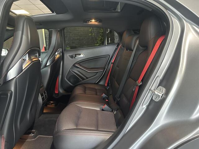 Mercedes-Benz GLA-KLASSE AMG 45 4MATIC Business | Panoramadak | kuipstoelen | Carplay | Leder | Adaptive Cruise Control | Achteruitrijcamera | Stoelverwarming | LED koplampen | Dodehoek Detectie |LMV 19 |