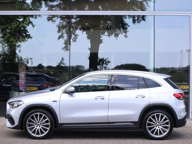 Mercedes-Benz GLA-KLASSE 250 e AMG Line l Keyless l Stoelverwarming l Achteruitrij camera