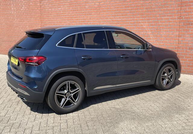 Mercedes-Benz GLA-KLASSE 200 163pk DCT AMG Line Navigatie Parkeersensoren Camera Cruise Control Stoelverwarming Ledverlichting Virtual Cockpit Climatronic