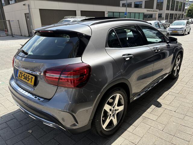 Mercedes-Benz GLA-KLASSE 180 Business Solution AMG NL AUTO/NAP/PANO/FULL OPTIONS/TOPSTAAT