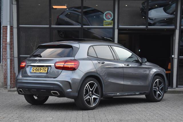 Mercedes-Benz GLA-KLASSE 180 AMG Line Pano Keyless Camera LED