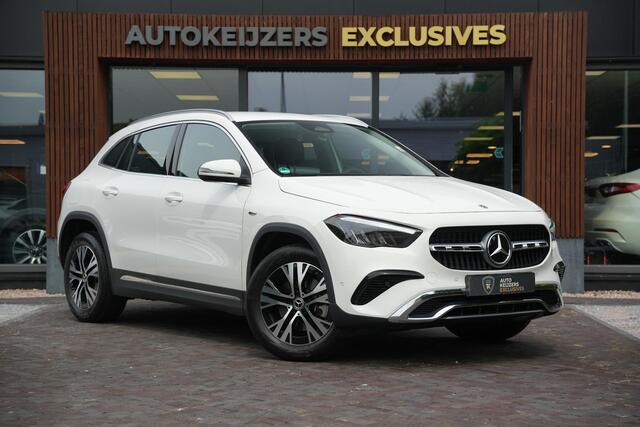 Mercedes-Benz GLA-KLASSE 250 e Business Solution Adapt. Cruise Stoelverw. LED Dodehoek