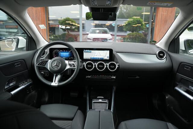 Mercedes-Benz GLA-KLASSE 250 e Business Solution Adapt. Cruise Stoelverw. LED Dodehoek