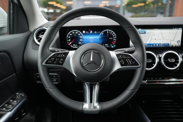 Mercedes-Benz GLA-KLASSE 250 e Business Solution Adapt. Cruise Stoelverw. LED Dodehoek