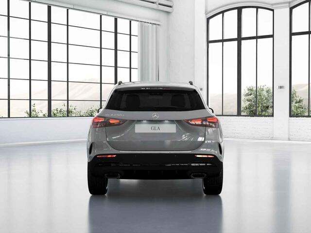 Mercedes-Benz GLA-KLASSE 250 e 140 Years Edition